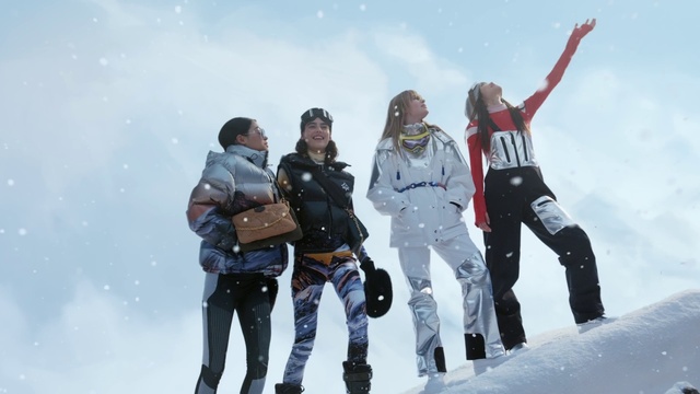 Video Reference: Sky, Glove, People in nature, Snow, Gesture, Ice cap, Freezing, Glacial landform, Travel, Recreation