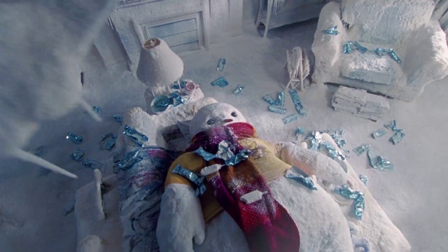 Video Reference: Snow, Textile, Ice hotel, Freezing, Paint, Winter, Fashion design, Plastic, Glacial landform, Plastic bag