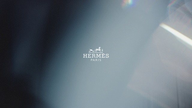 Video Reference: Sky, Electric blue, Font, Logo, Meteorological phenomenon, Lens flare, Circle, Brand, Macro photography, Gadget