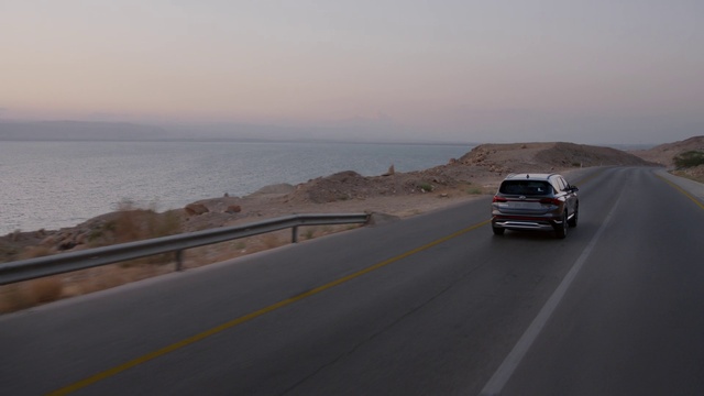 Video Reference: Sky, Water, Car, Vehicle, Tire, Road surface, Automotive tire, Automotive design, Asphalt, Automotive lighting