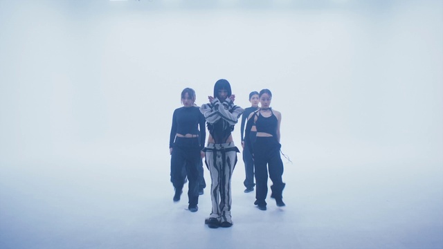 Video Reference: People in nature, Gesture, Happy, Sky, Personal protective equipment, Recreation, Electric blue, Travel, Landscape, Horizon