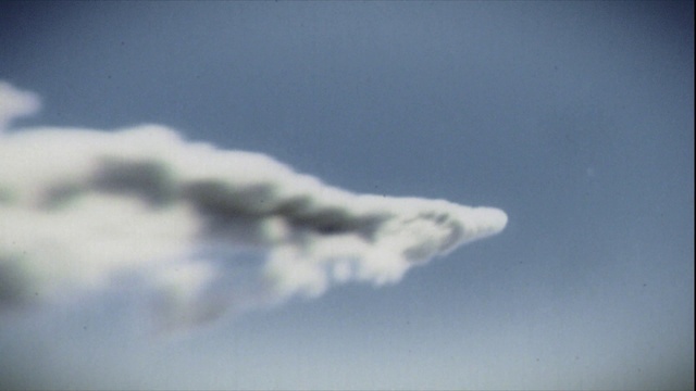 Video Reference: Cloud, Atmosphere, Sky, Cumulus, Horizon, Pollution, Meteorological phenomenon, Landscape, Smoke, Electric blue