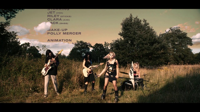 Video Reference: Plant, Sky, People in nature, Tree, Flash photography, Happy, Natural landscape, Gesture, Musical instrument, Grass