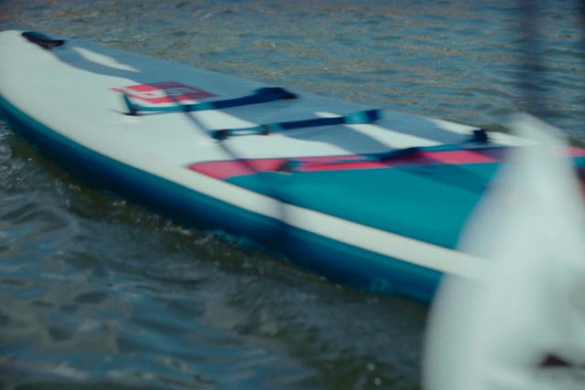 Video Reference: Water, Boat, Vehicle, Watercraft, Naval architecture, Boats and boating--Equipment and supplies, Sailboat, Surfing Equipment, Windsurfing, Wind