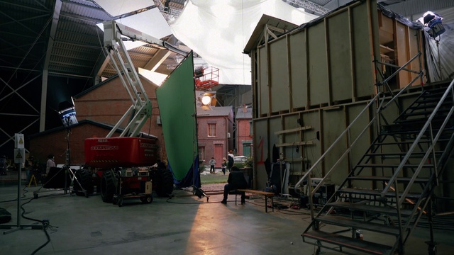 Video Reference: Building, Cloud, Tire, Wheel, Sky, Neighbourhood, Asphalt, Road surface, Electricity, Gas