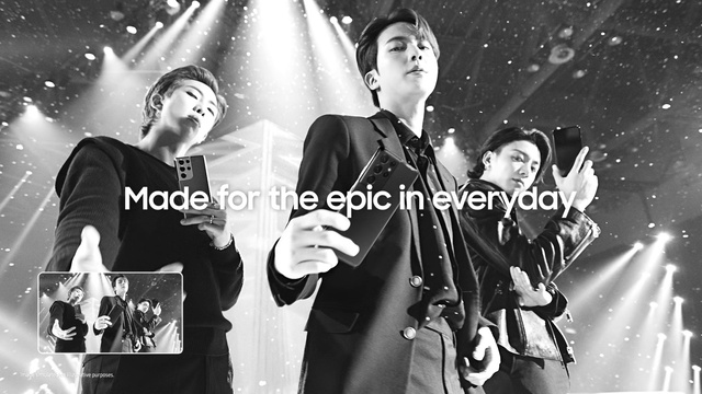 Video Reference: Coat, Fashion, Musician, Flash photography, Entertainment, Music artist, Music, Gesture, Font, Performing arts