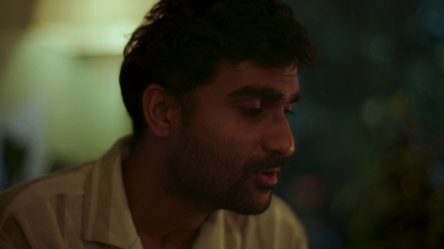 Video Reference: Forehead, Nose, Cheek, Eyebrow, Mouth, Beard, Eyelash, Flash photography, Jaw, Neck