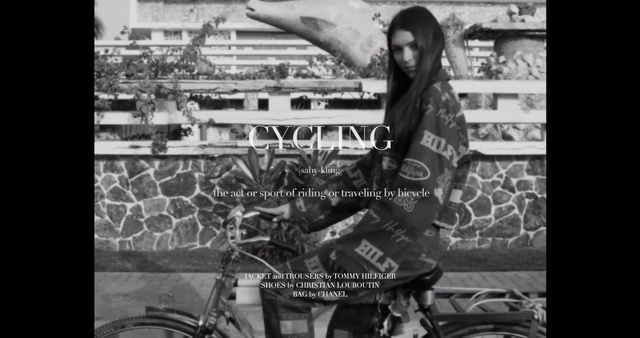 Video Reference: Wheel, Tire, Bicycle, Photograph, Bicycles--Equipment and supplies, Bicycle tire, White, Bicycle frame, Bicycle wheel, Black