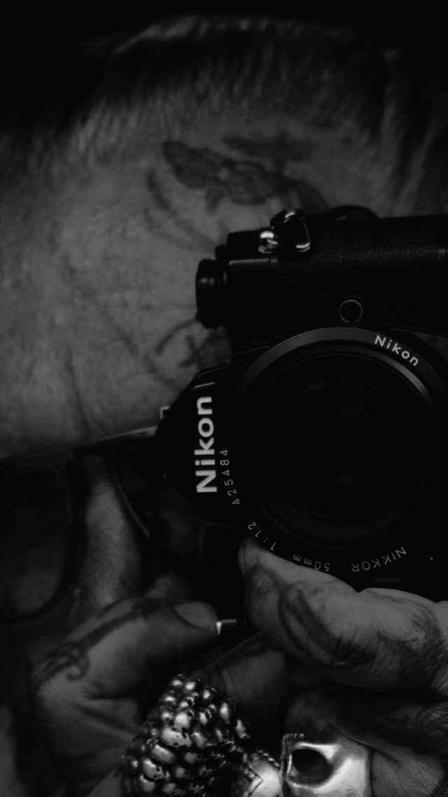 Video Reference: Photographer, Reflex camera, Digital camera, Camera lens, Mirrorless interchangeable-lens camera, Camera, Digital SLR, Point-and-shoot camera, Flash photography, Camera accessory