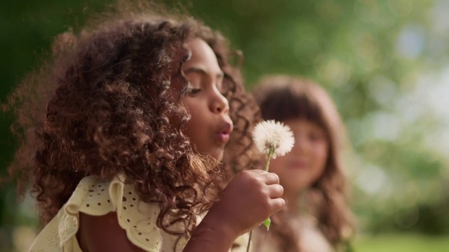 Video Reference: Skin, Lip, Flower, Hairstyle, Jheri curl, Smile, Plant, People in nature, Leaf, Happy