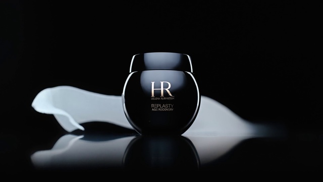Video Reference: Automotive design, Audio equipment, Gadget, Font, Headphones, Flash photography, Personal luxury car, Communication Device, Darkness, Brand