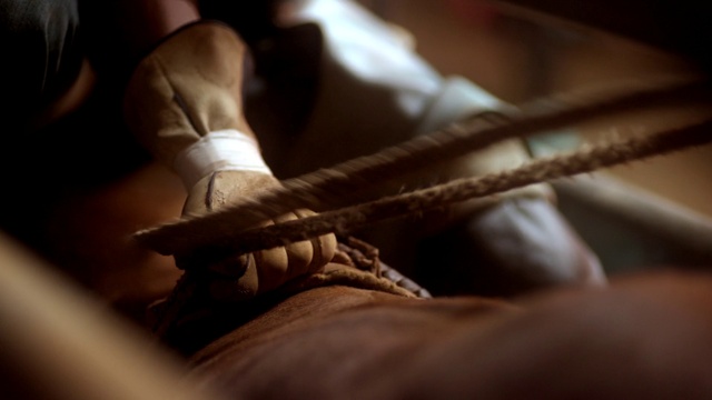 Video Reference: Jeans, Wood, Gesture, Comfort, Finger, Elbow, Knee, Wrist, Tints and shades, Nail