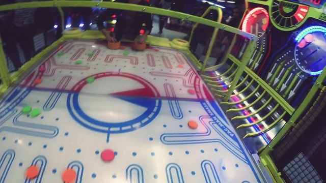 Video Reference: Lighting, Recreation, Entertainment, Technology, Electronic device, Circle, Games, Event, Font, Audio equipment