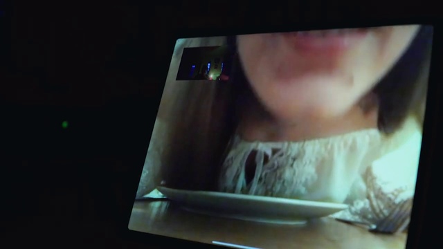 Video Reference: Computer, Netbook, Personal computer, Laptop, Output device, Input device, Gadget, Eyelash, Finger, Computer keyboard