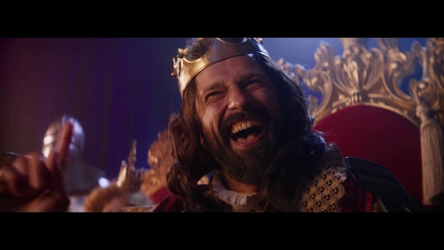 Video Reference: Smile, Beard, Entertainment, Music artist, Performing arts, Flash photography, Music, Facial hair, Fun, Moustache