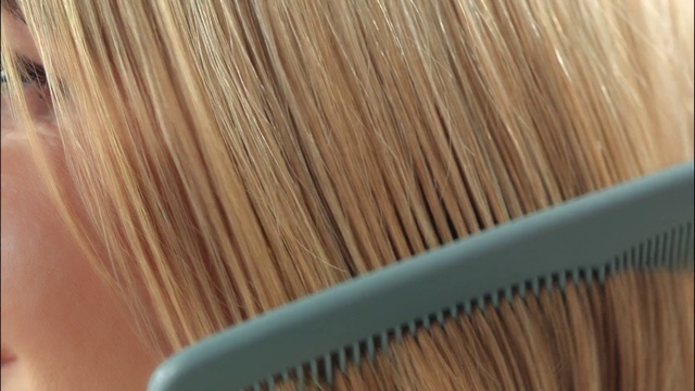 Video Reference: Wood, Ingredient, Rectangle, Tableware, Wood stain, Pattern, Eyelash, Hardwood, Metal, Peach