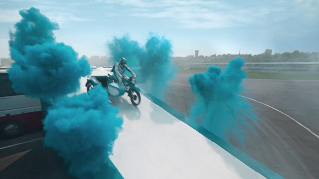 Video Reference: Cloud, Sky, Wheel, Vehicle, Blue, Azure, Tire, Automotive tire, Leisure, Recreation