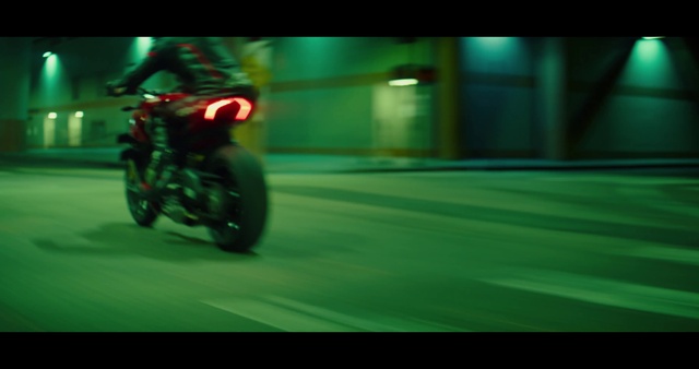 Video Reference: Tire, Wheel, Vehicle, Automotive lighting, Automotive tire, Motorcycle, Motor vehicle, Headlamp, Asphalt, Automotive design