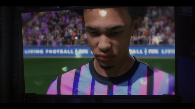 Video Reference: Sports uniform, Player, World, Flat panel display, Ball game, Television set, Television, Television program, Sports, T-shirt