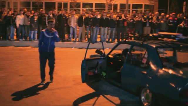 Video Reference: Tire, Wheel, Automotive lighting, Vehicle, Car, Motor vehicle, Automotive design, Automotive mirror, Vehicle door, Automotive exterior