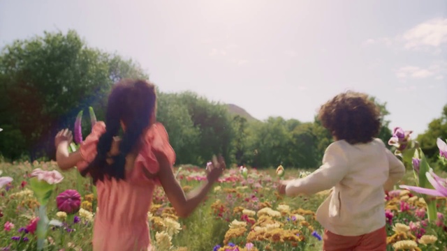 Video Reference: Flower, Plant, Sky, People in nature, Nature, Happy, Tree, Gesture, Petal, Sunlight