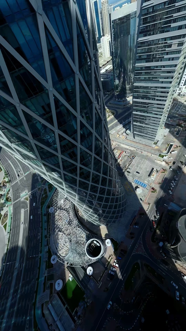 Video Reference: Building, World, Tower, Urban design, Skyscraper, Cityscape, Tower block, Landscape, City, Metropolitan area