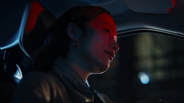 Video Reference: Automotive lighting, Flash photography, Cg artwork, Fictional character, Electric blue, Darkness, Vehicle door, Eyewear, Fun, Games