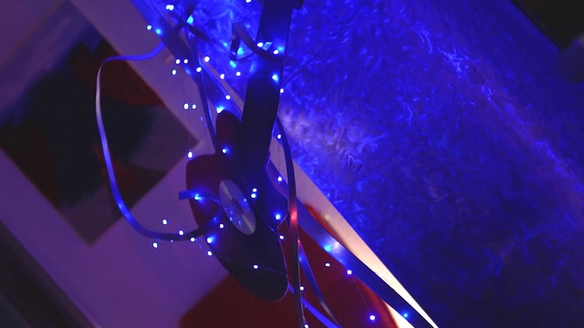 Video Reference: Water, Blue, Azure, Purple, Violet, Entertainment, Plant, Electric blue, Electricity, Circle