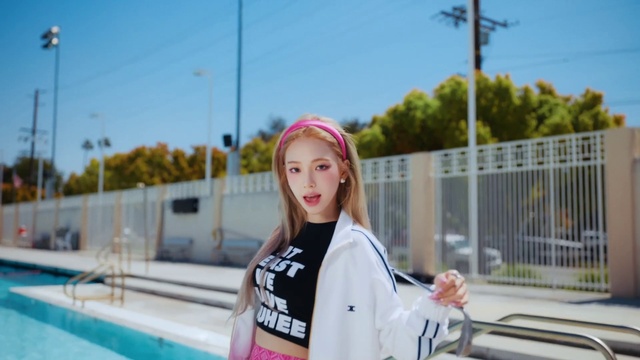 Video Reference: Plant, Sky, Sleeve, Tree, Leisure, Recreation, Travel, Eyewear, T-shirt, Electric blue