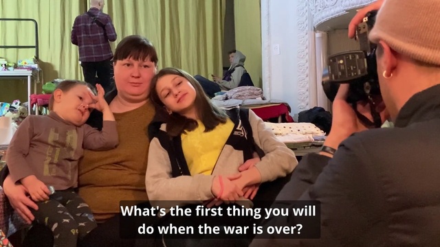 Video Reference: Smile, Happy, Curtain, Event, Fun, T-shirt, Conversation, Eyewear, Room, Team