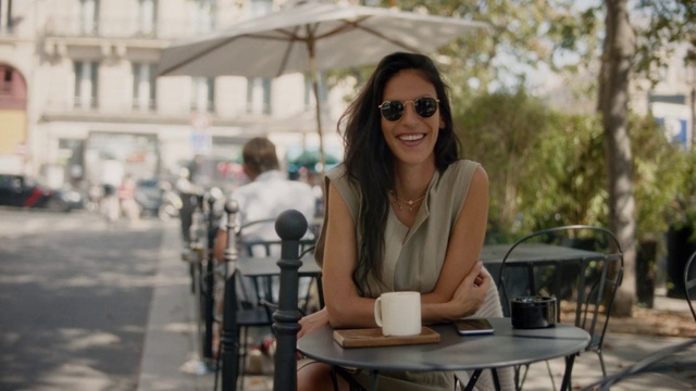 Video Reference: Face, Glasses, Smile, Table, Goggles, Vision care, Sunglasses, Eyewear, Street fashion, Sleeve