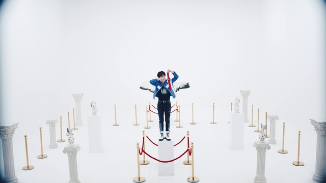 Video Reference: Musical instrument, Art, Font, Electric blue, Balance, Event, Cross, Shelf, Machine, Recreation