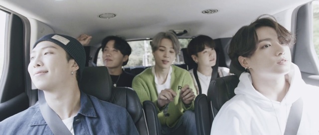 Video Reference: Gesture, Collar, Blazer, Event, Air travel, Sharing, Fun, White-collar worker, Job, Hat