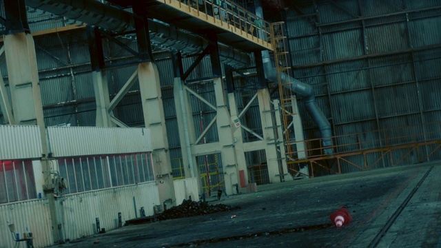 Video Reference: Building, Urban design, Facade, Bridge, City, Metropolitan area, Beam, Metal, Asphalt, Overpass