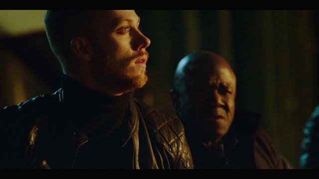 Video Reference: Flash photography, Entertainment, Beard, Adaptation, Music artist, Facial hair, Event, Music, Fun, Darkness