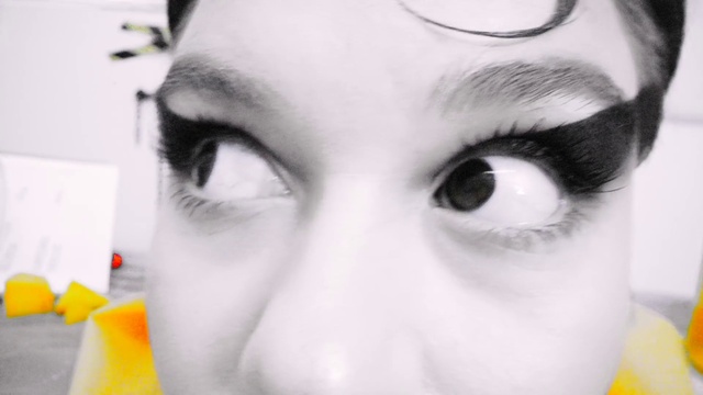 Video Reference: Nose, Cheek, Lip, Eyebrow, Eyelash, Vision care, Mouth, Jaw, Flash photography, Iris