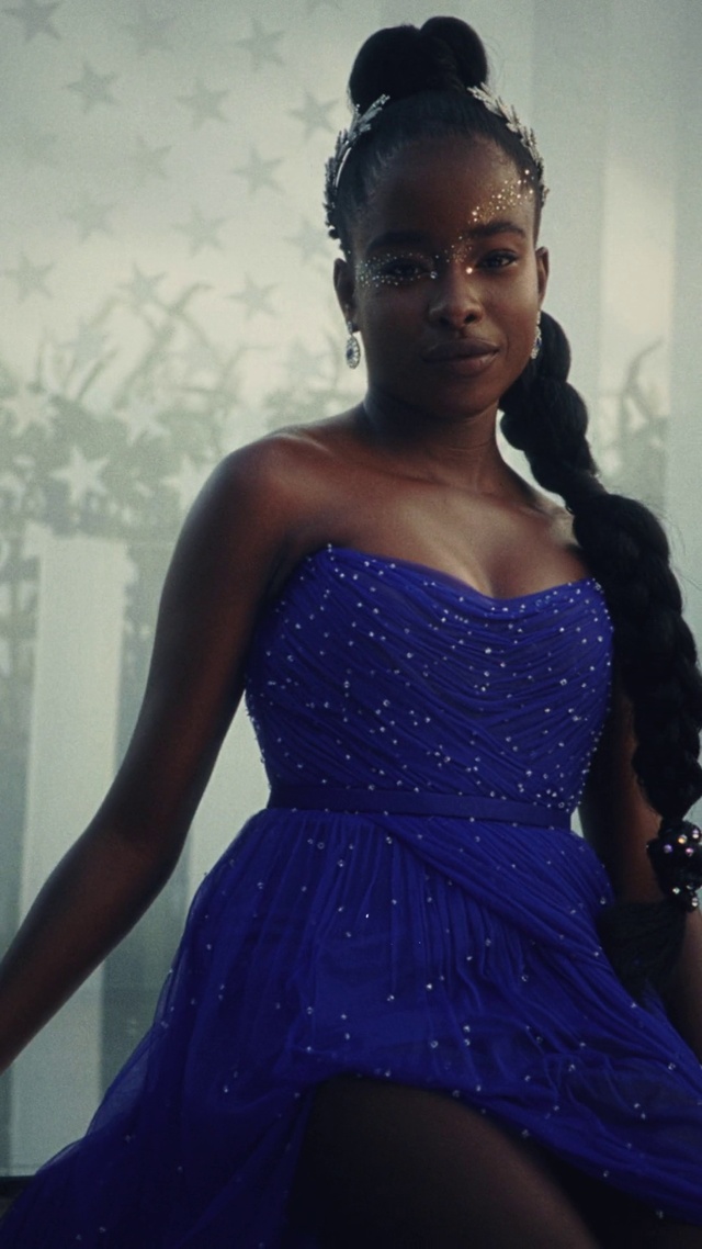 Video Reference: Hair, Joint, One-piece garment, Hairstyle, Shoulder, Dress, Flash photography, Neck, Day dress, Waist