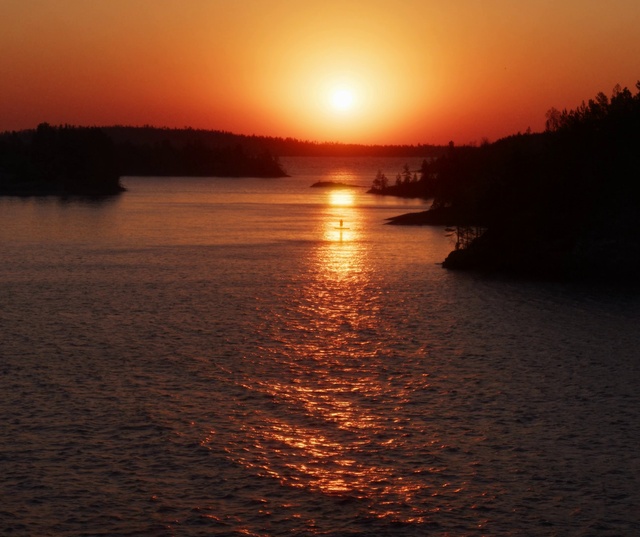 Video Reference: Water, Sky, Atmosphere, Water resources, Ecoregion, Afterglow, Light, Nature, Natural landscape, Amber
