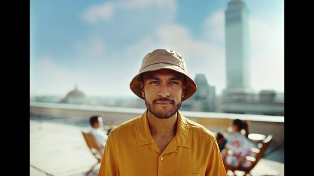 Video Reference: Cloud, Sky, Hat, Sun hat, Travel, Beard, Eyewear, Leisure, Fun, Fedora