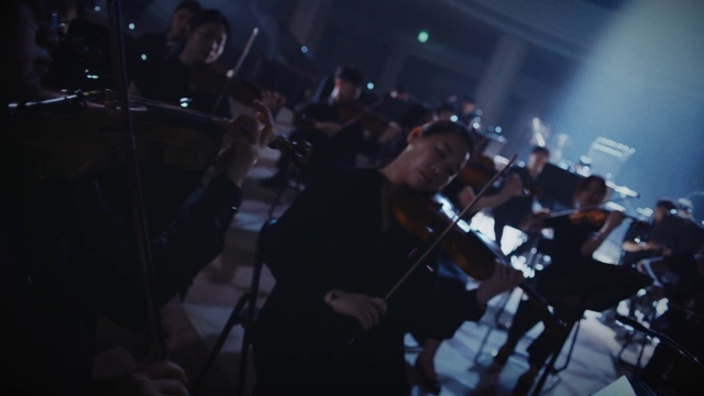 Video Reference: Musical instrument accessory, Entertainment, Musician, String instrument, Music, Performing arts, Event, Band plays, Classical music, Concert