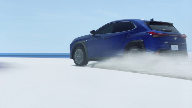 Video Reference: Tire, Wheel, Land vehicle, Vehicle, Car, Automotive tire, Automotive lighting, Automotive design, Motor vehicle, Alloy wheel