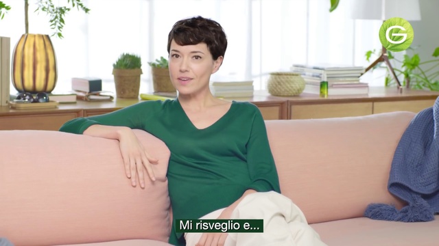 Video Reference: Comfort, Sleeve, Interior design, Plant, Thigh, Leisure, People, Black hair, Houseplant, Event