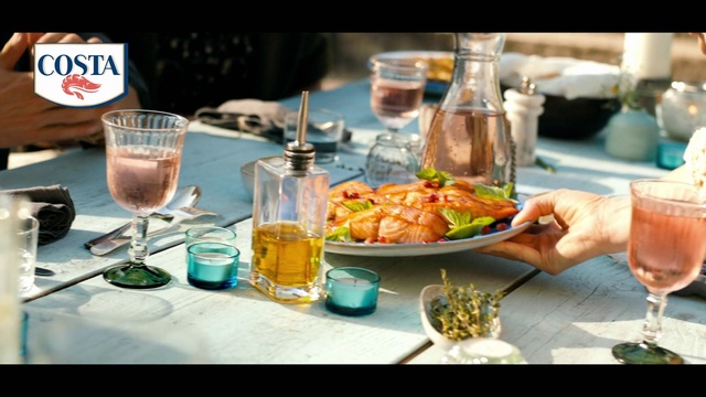 Video Reference: Food, Tableware, Table, Plate, Drinkware, Stemware, Apéritif, Dishware, Recipe, Ingredient