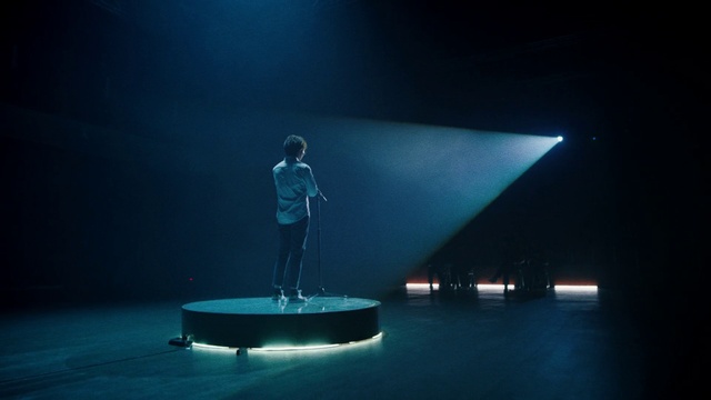 Video Reference: Azure, Entertainment, Performing arts, Sky, Art, Electric blue, Magenta, Event, Performance art, Stage