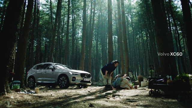 Video Reference: Car, Tire, Vehicle, Wheel, Plant, Automotive tire, Motor vehicle, Nature, Automotive design, Tree