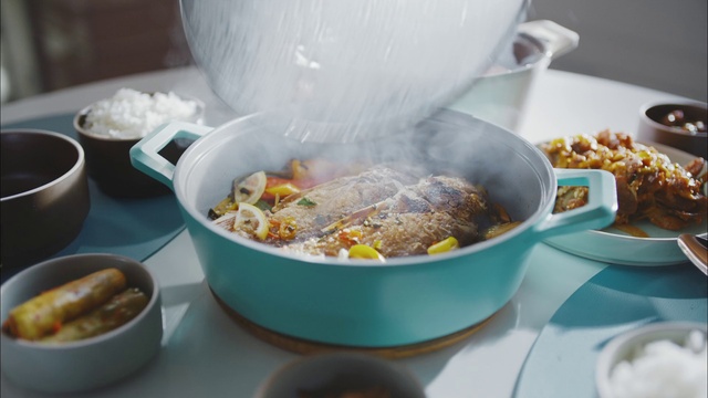 Video Reference: Food, Tableware, Ingredient, Dishware, Recipe, Serveware, Cuisine, Dish, Drinkware, Kitchen utensil