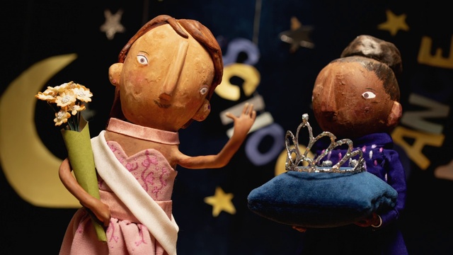 Video Reference: Toy, Vertebrate, Human, Fashion, Purple, Doll, Organism, Headgear, Art, Fun