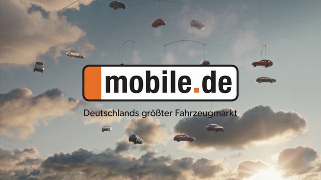 Video Reference: Cloud, Sky, Atmosphere, Daytime, Nature, Atmospheric phenomenon, Font, Morning, Gas, Cumulus