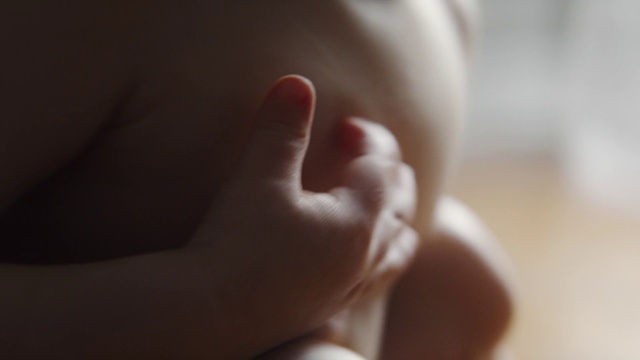 Video Reference: Eyelash, Gesture, Finger, Thumb, Baby, Nail, Toddler, Close-up, Wrist, Flesh