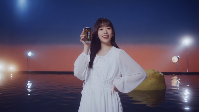 Video Reference: Smile, Water, Sky, Flash photography, Sleeve, Happy, Fun, Travel, Fashion design, Formal wear